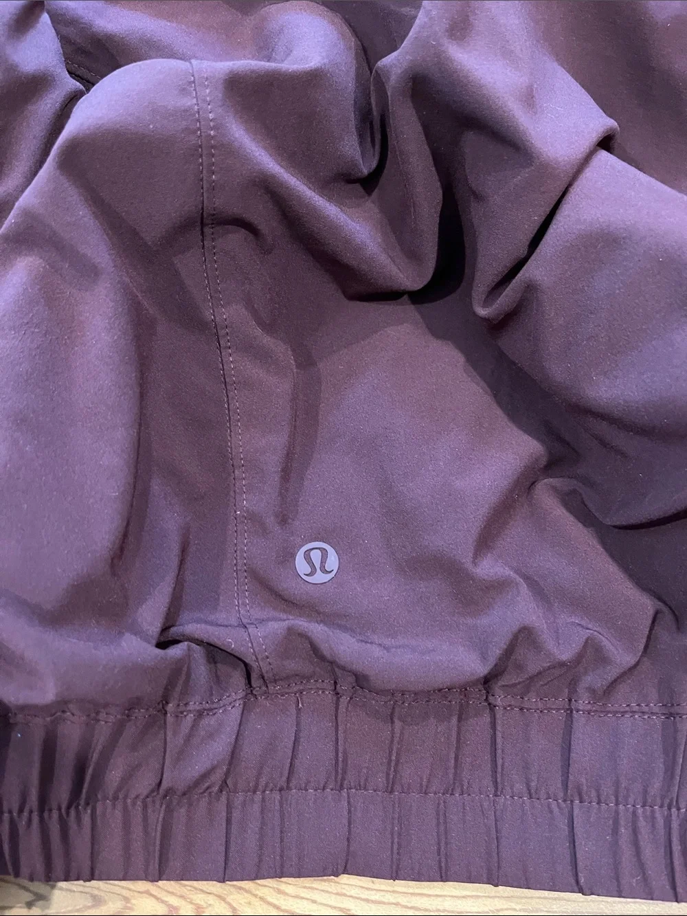 lululemon athletica burgundy size